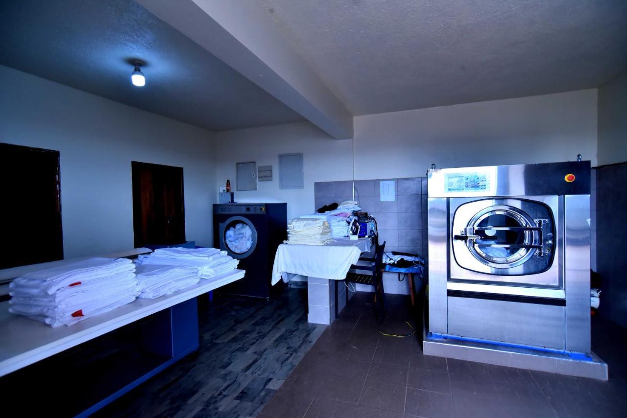 Victoria Mews Hotel Kampala Dış mekan fotoğraf