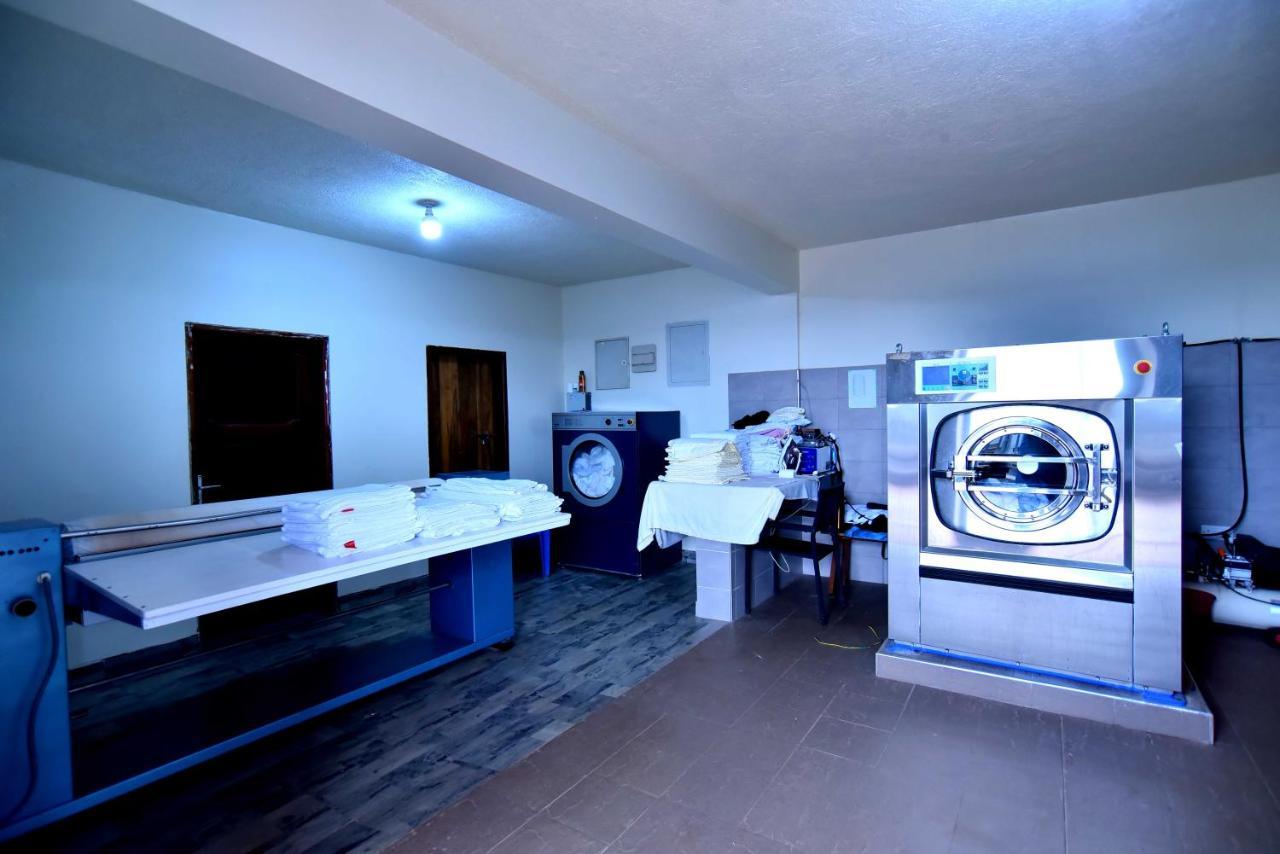 Victoria Mews Hotel Kampala Dış mekan fotoğraf