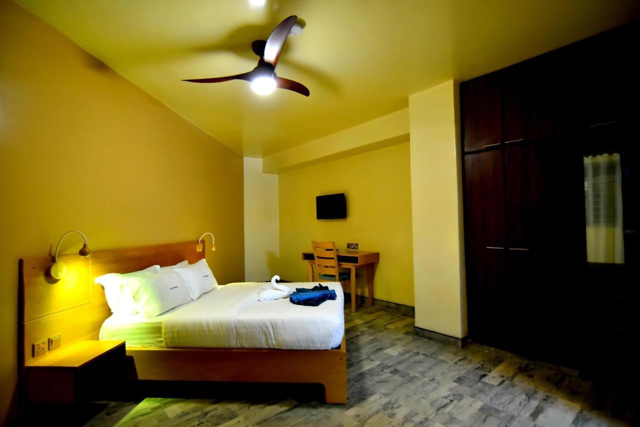 Victoria Mews Hotel Kampala Dış mekan fotoğraf