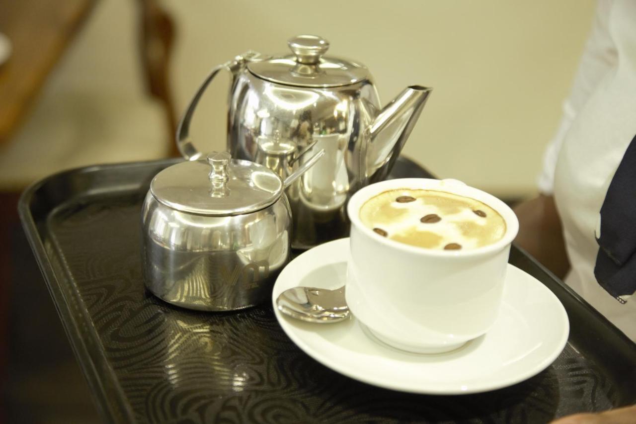Victoria Mews Hotel Kampala Dış mekan fotoğraf