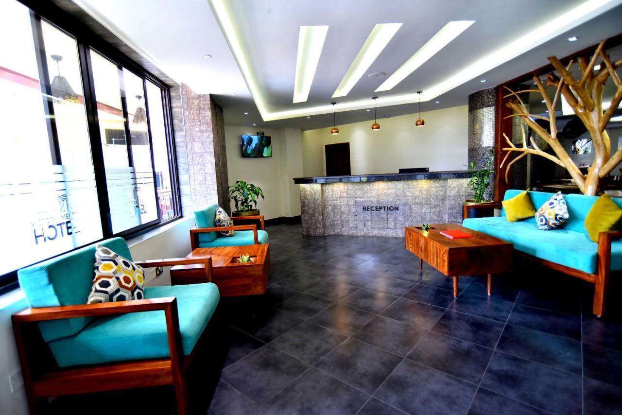 Victoria Mews Hotel Kampala Dış mekan fotoğraf