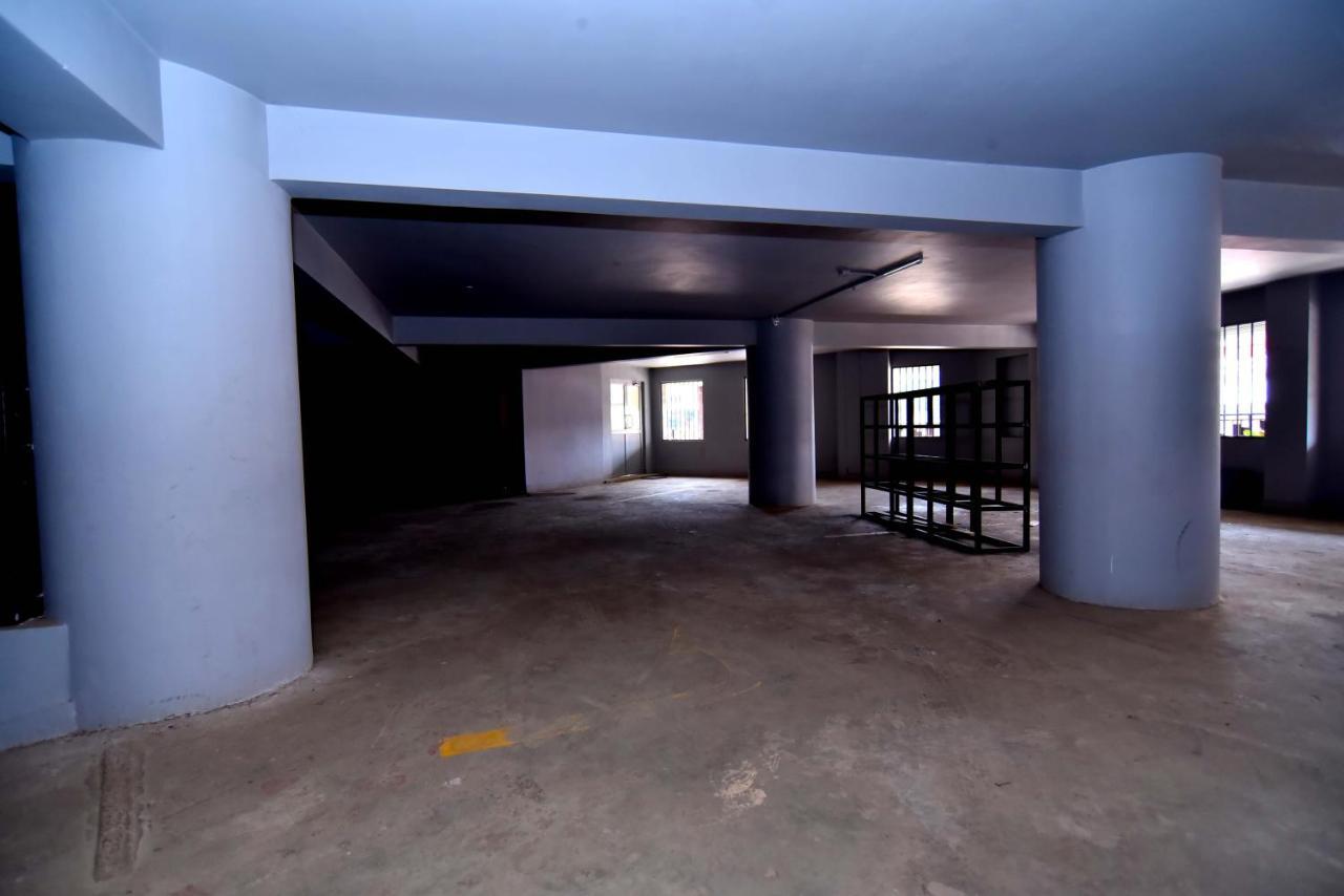 Victoria Mews Hotel Kampala Dış mekan fotoğraf
